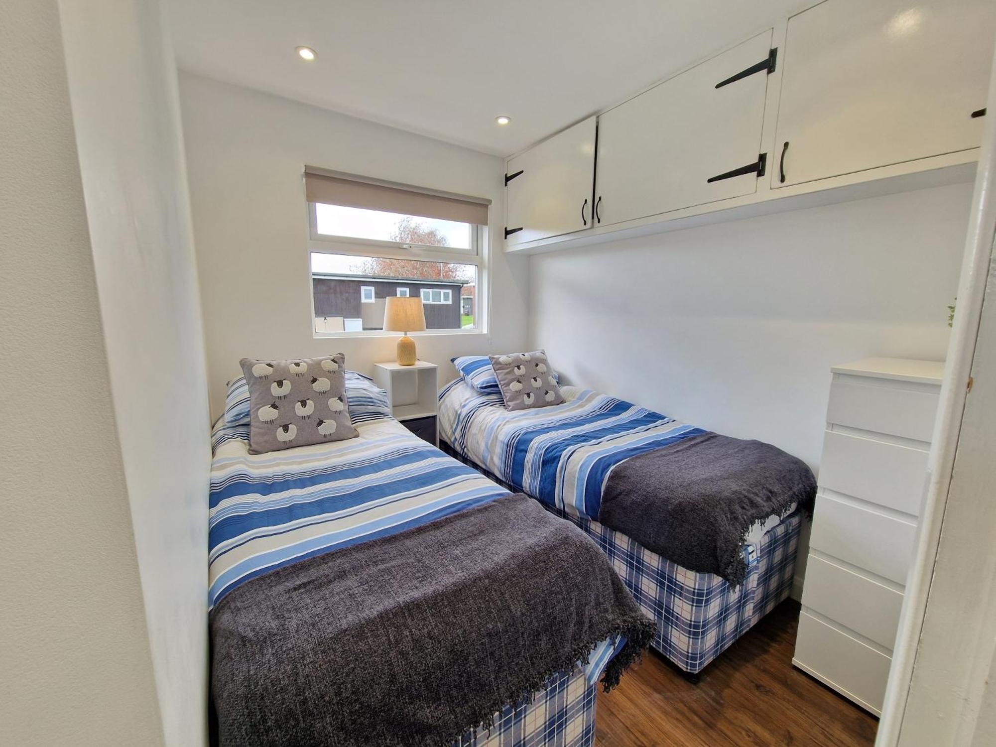 67 Broadside Holiday Chalet Near Broads & Beaches Stalham Bagian luar foto